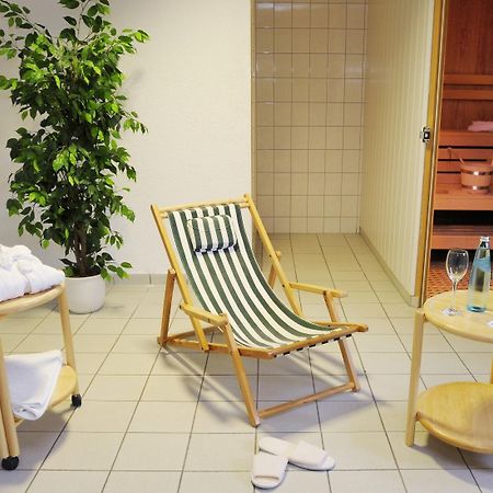Hotel Landgasthof Kranz Huefingen Bagian luar foto