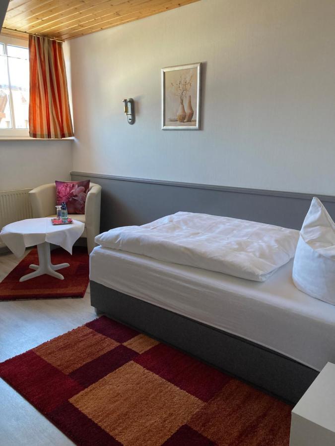 Hotel Landgasthof Kranz Huefingen Bagian luar foto