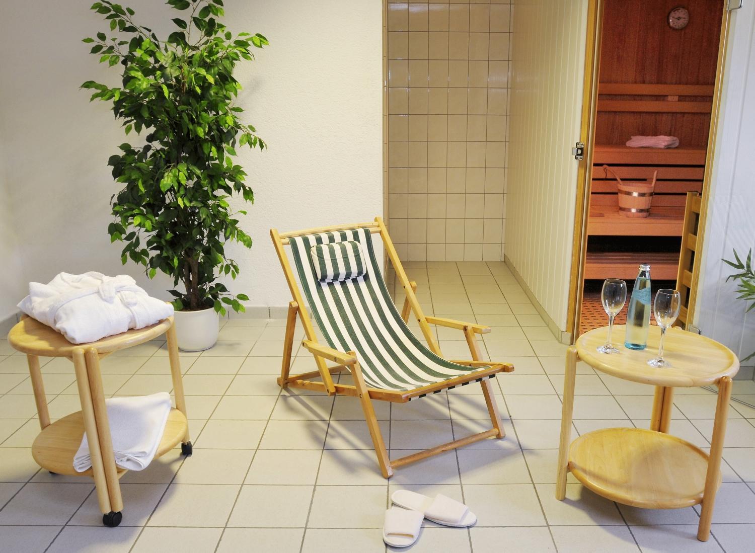Hotel Landgasthof Kranz Huefingen Bagian luar foto