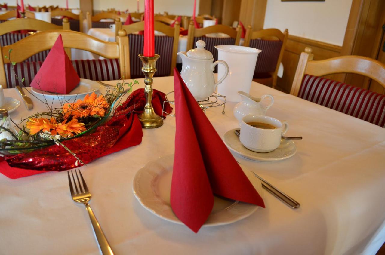 Hotel Landgasthof Kranz Huefingen Bagian luar foto